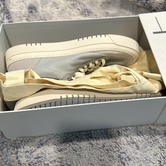 Oncept London Style Sneaker, 👟, Moonstone color, NEW never been used, Size 8 - Picture 7 of 8